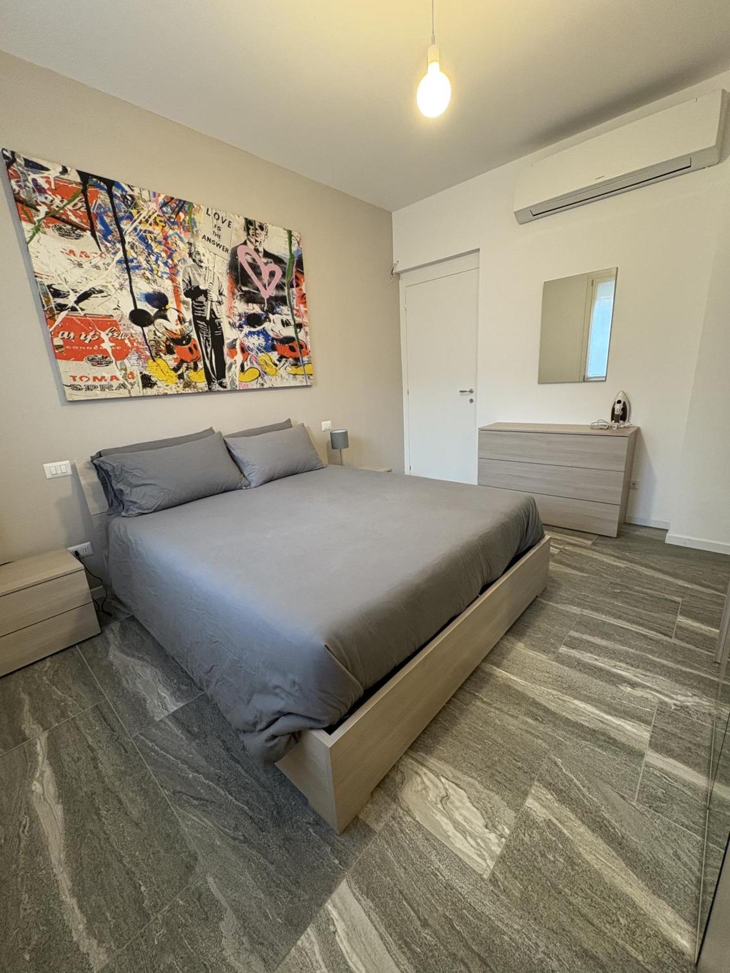 Essential Apartment Sesto San Giovanni Exterior photo