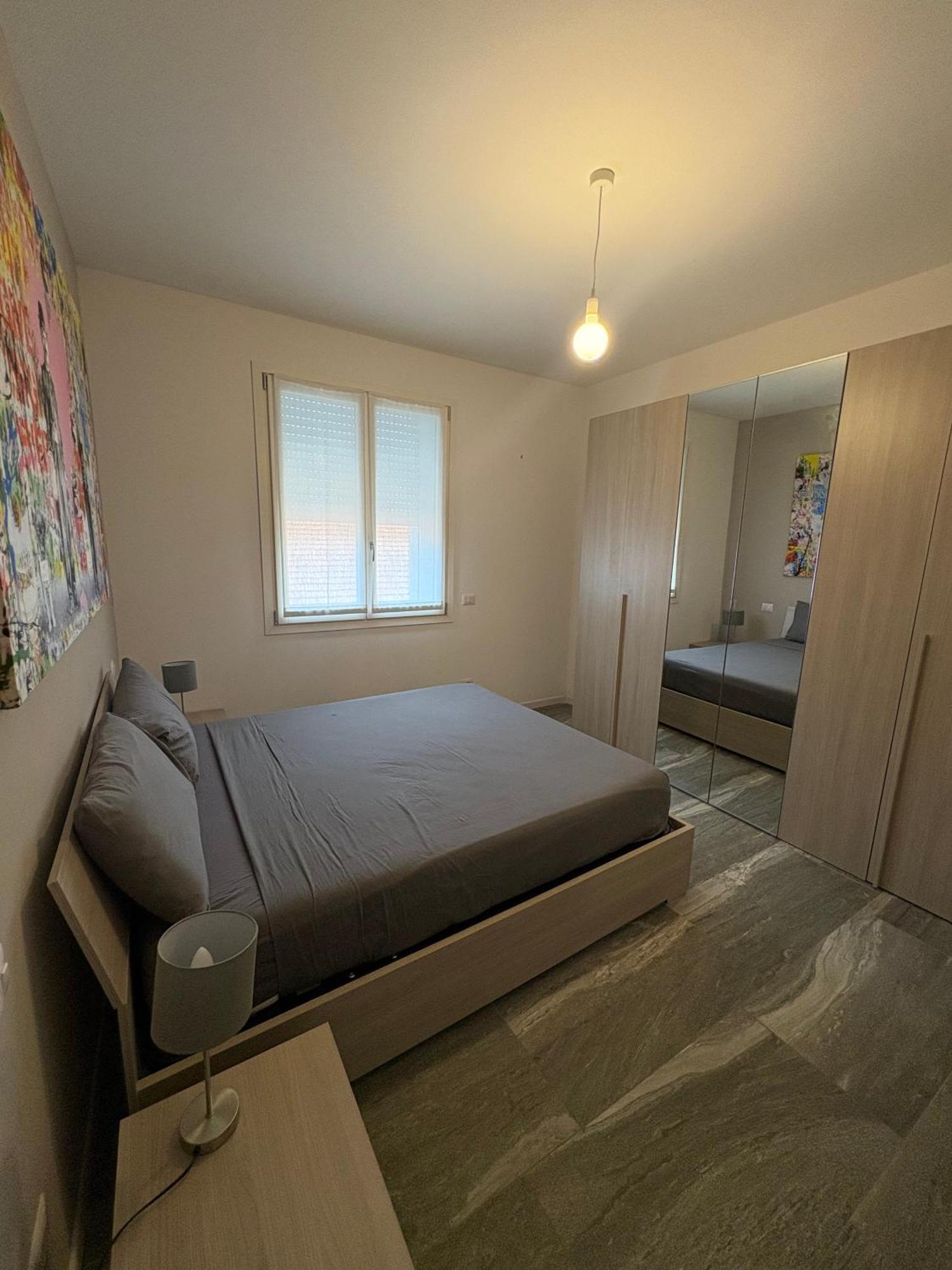 Essential Apartment Sesto San Giovanni Exterior photo