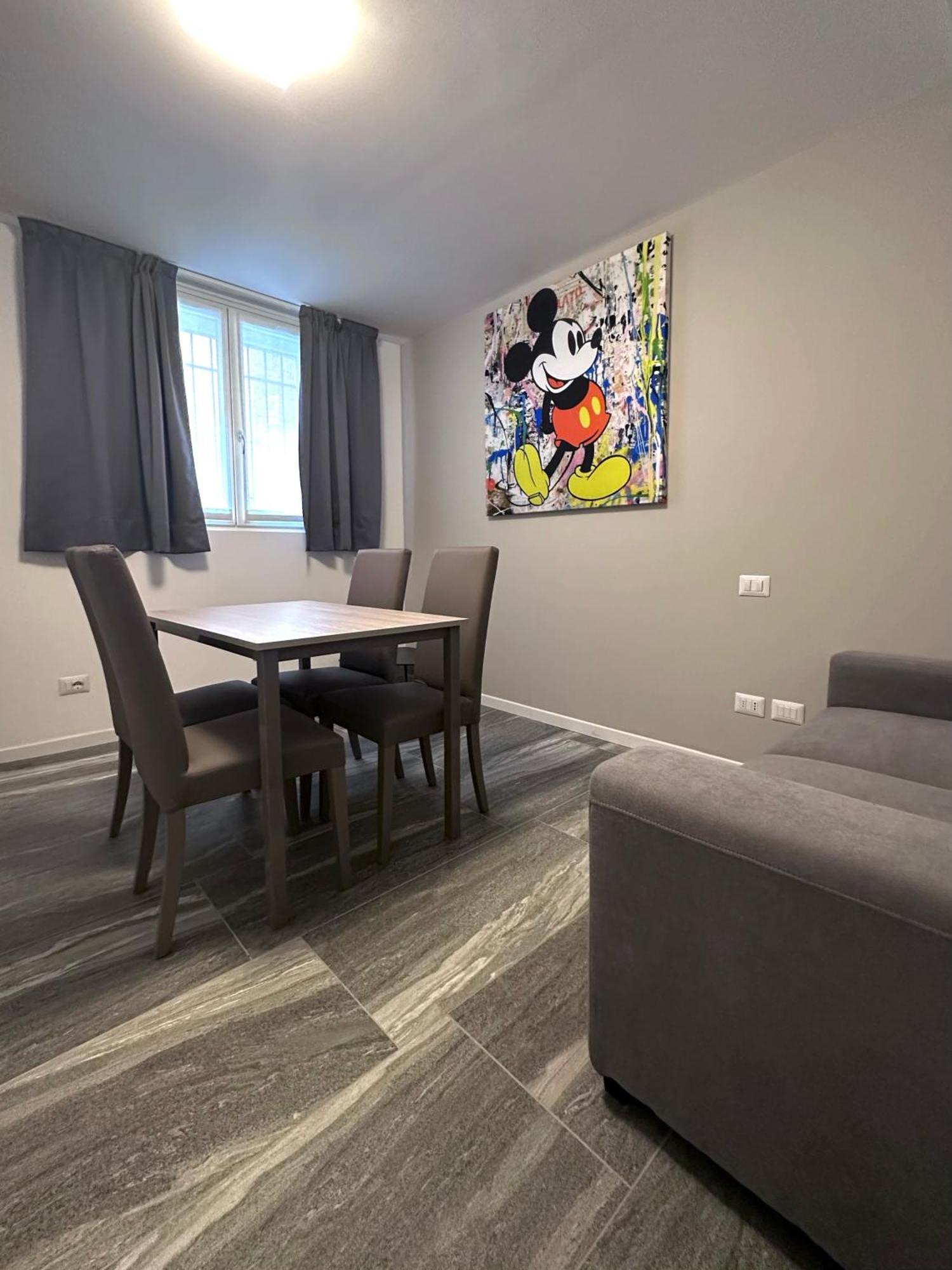 Essential Apartment Sesto San Giovanni Exterior photo